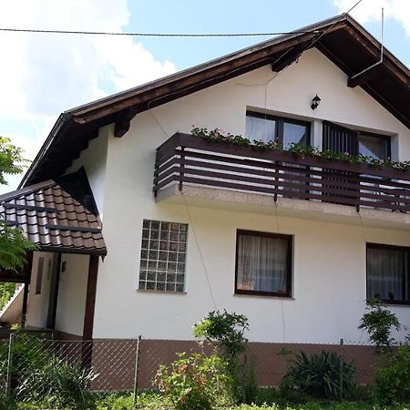 Hostal House Zlatko Selište Drežničko Exterior foto